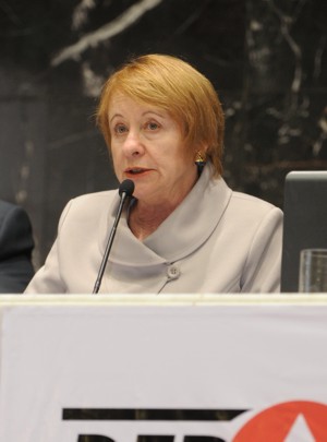 Luzia Ferreira é eleita presidente do PPS-MG deputada luzia ferreira - 3